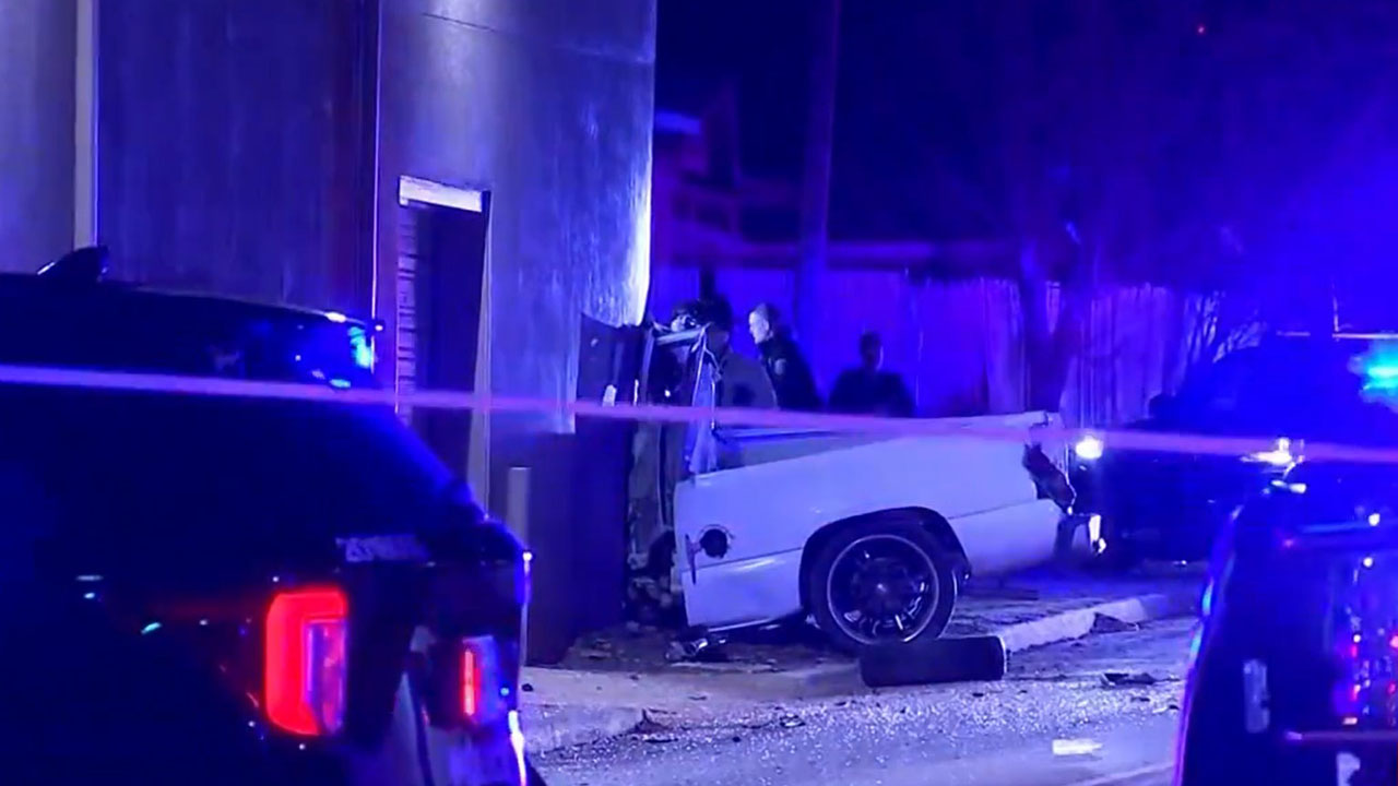 1 Dead After OKC Chase Ends With Car Crashing Into Building