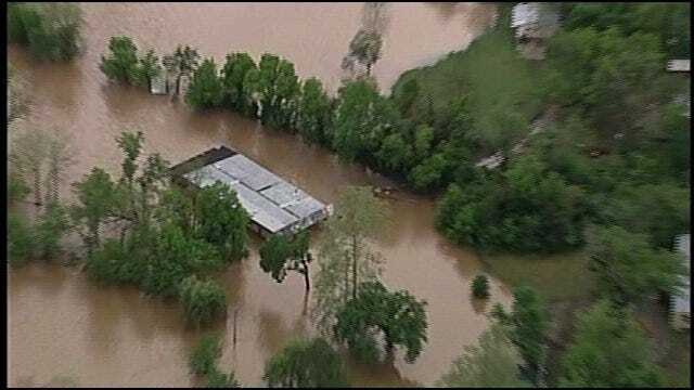 SkyNews6: Illinois River Flooding In Cherokee County