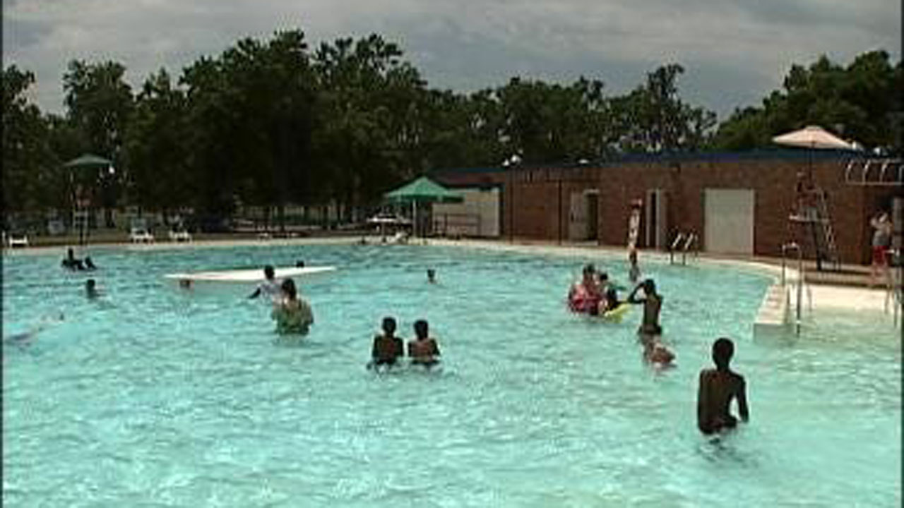 City Of Tulsa Adjusts Pool Schedule; Still In Need Of Lifeguards