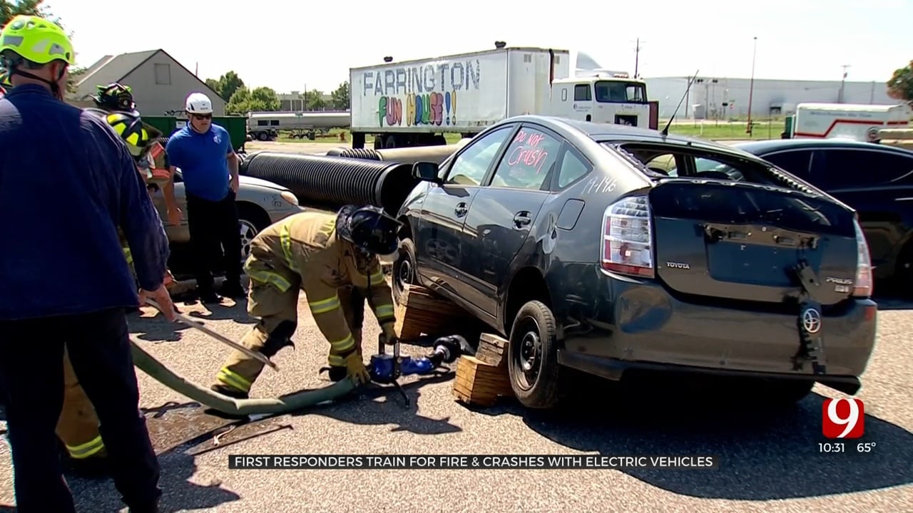 First Responders Train For Fires, Crashes With Electric Vehicles