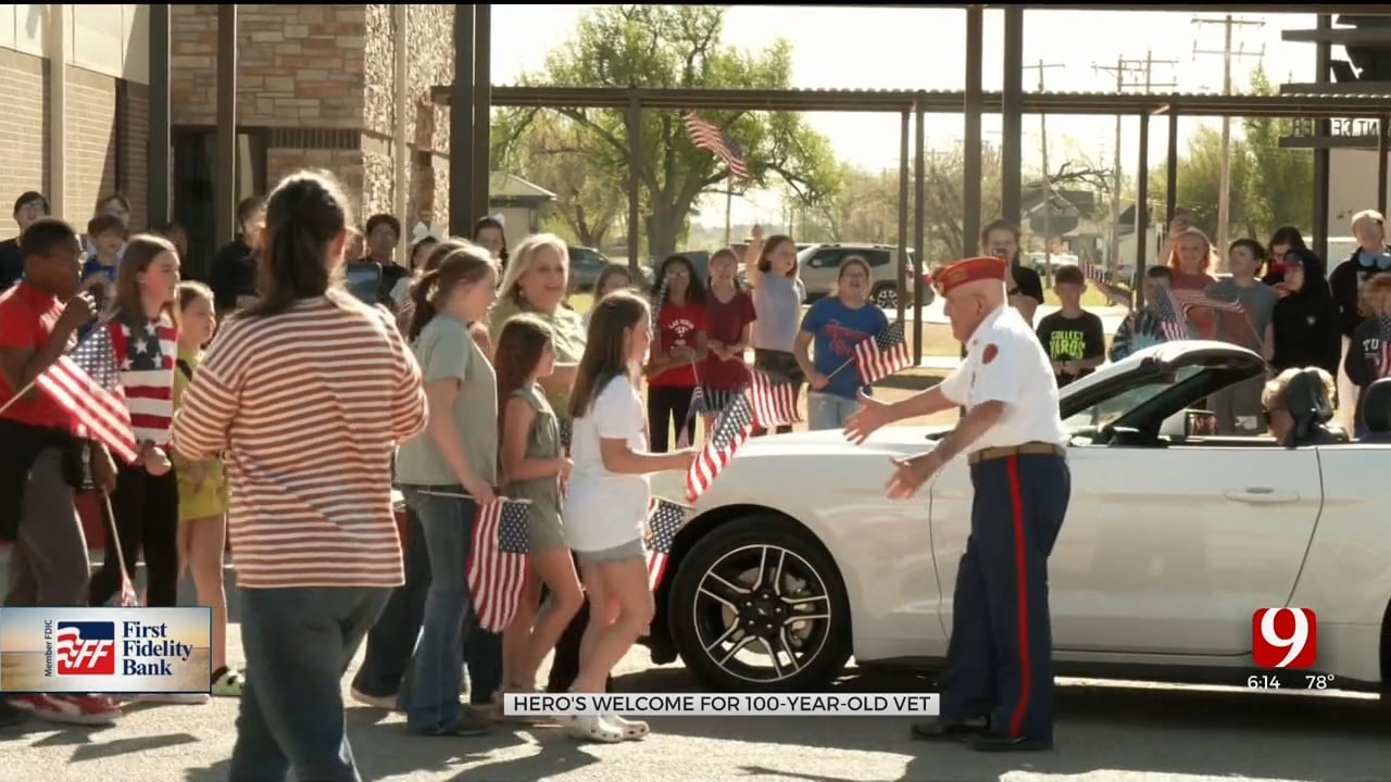 100-Year-Old Veteran Travels To Meet Students In Crescent