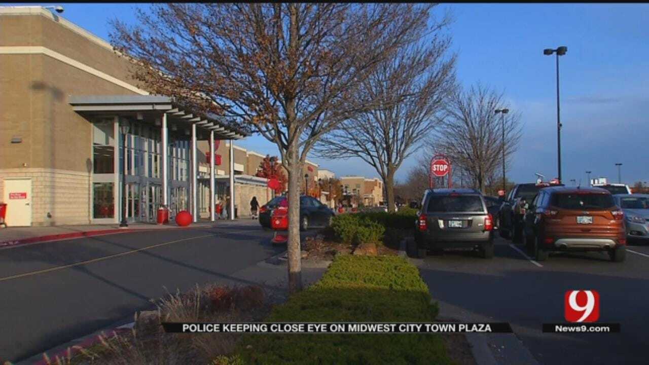 Police Keeping Close Eye On MWC Town Plaza During Holidays