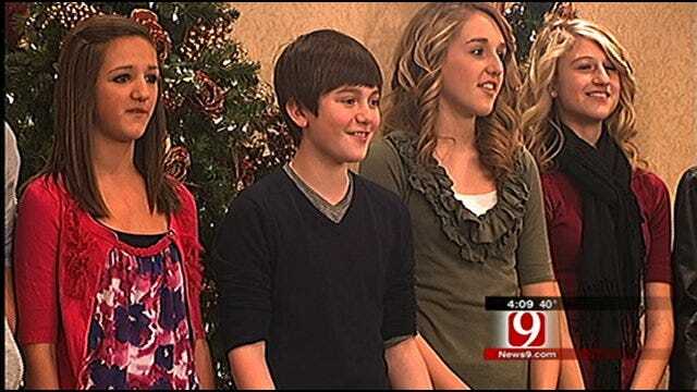 Hot Topics: Greyson Sings, Christmas Cards and Stolen Gifts