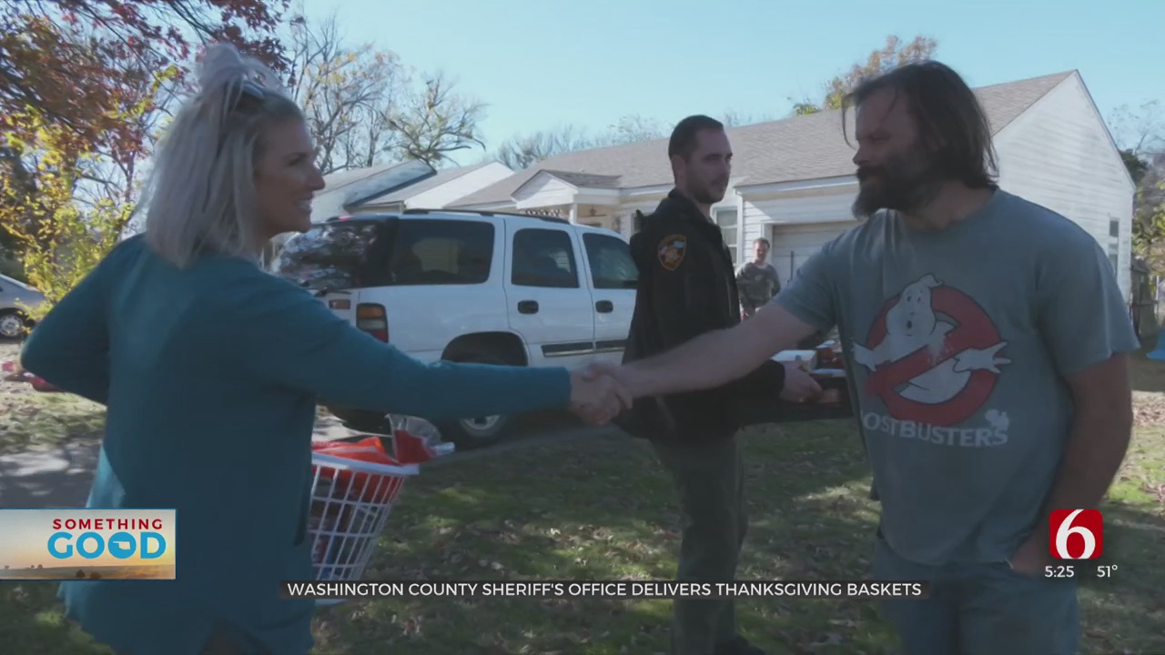 Washington County Sheriff's Office Delivers Thanksgiving Baskets