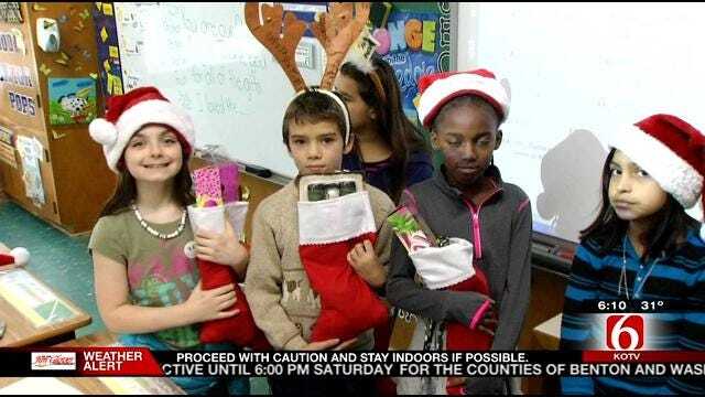 McKinley Elementary Students Surprised With Christmas Stockings