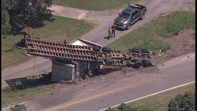 WEB EXTRA: Sky News 6 Flies Over Wide Load Truck Overturned On Highway 412