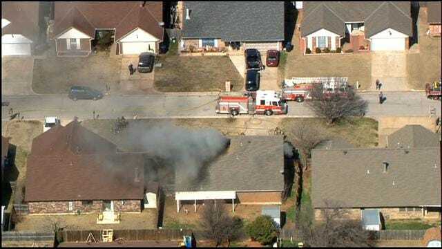 SkyNews 9 Flies Over House Fire In Southwest OKC