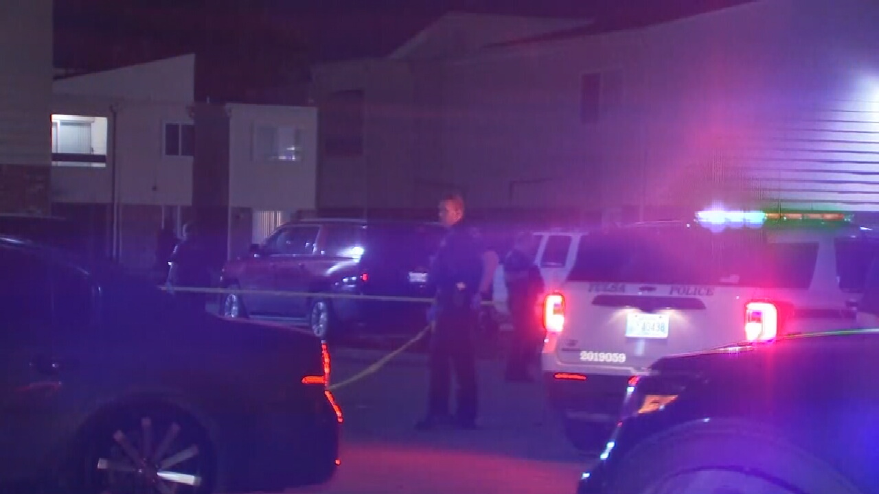 Tulsa Police Investigating Shooting At Apartment Complex
