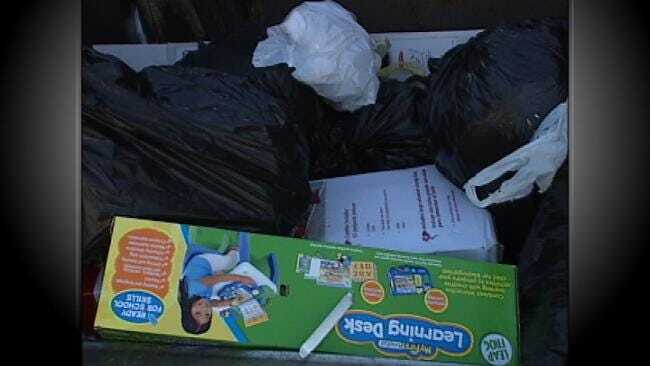 Give Environment A Gift With Christmas Recycling Event