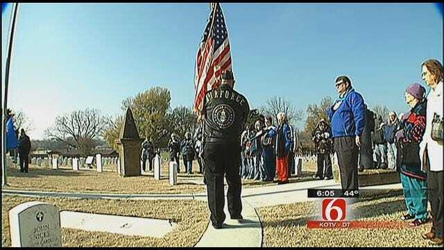 Oklahoma Veterans Honored In Fort Gibson Wreath Ceremony