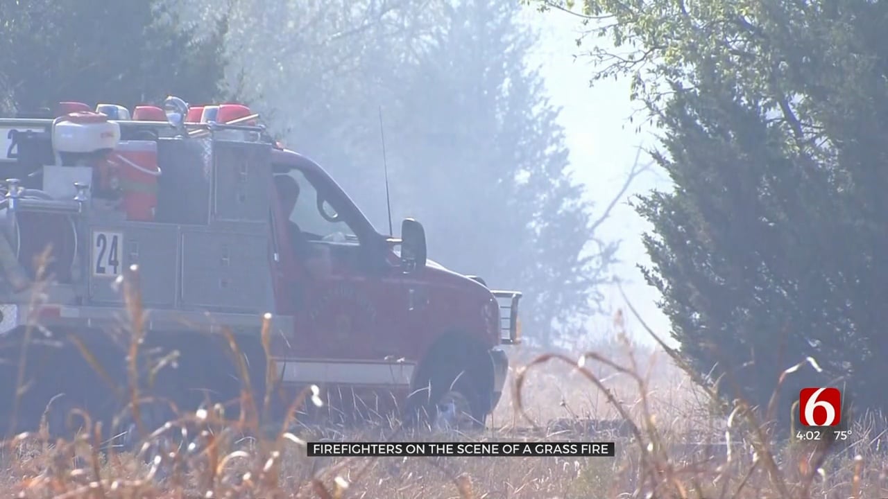 Firefighters Respond To Grass Fire In Tulsa