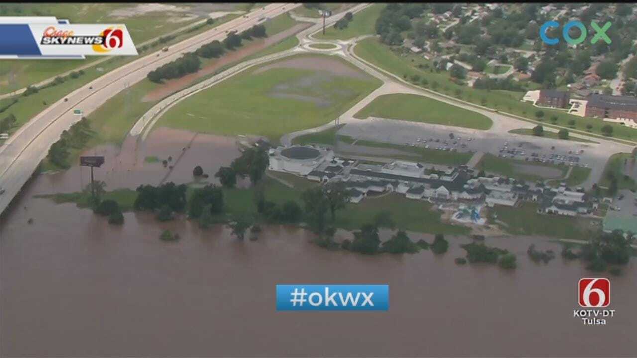 WATCH: Oklahoma Aquarium Open Despite Flooding Concerns
