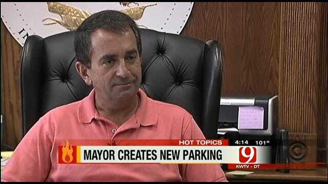 Hot Topics: Mayor Creates Own Parking Spot