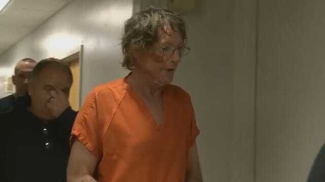 WEB EXTRA: Video Of Harry Mapps Walking Into A Sequoyah County Courtroom