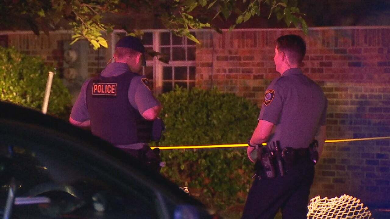 1 Person Killed, 2 Injured In Shooting At OKC Apartment Complex