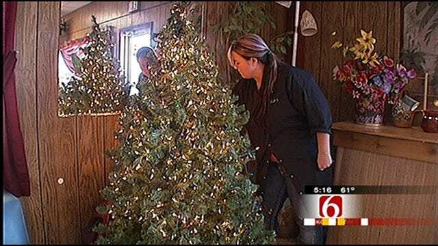 Vinita Holiday Angels Come To The Rescue Of Area Kids