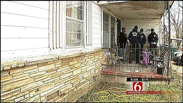 Tulsa Firefighters Go Door To Door To Find An Arsonist