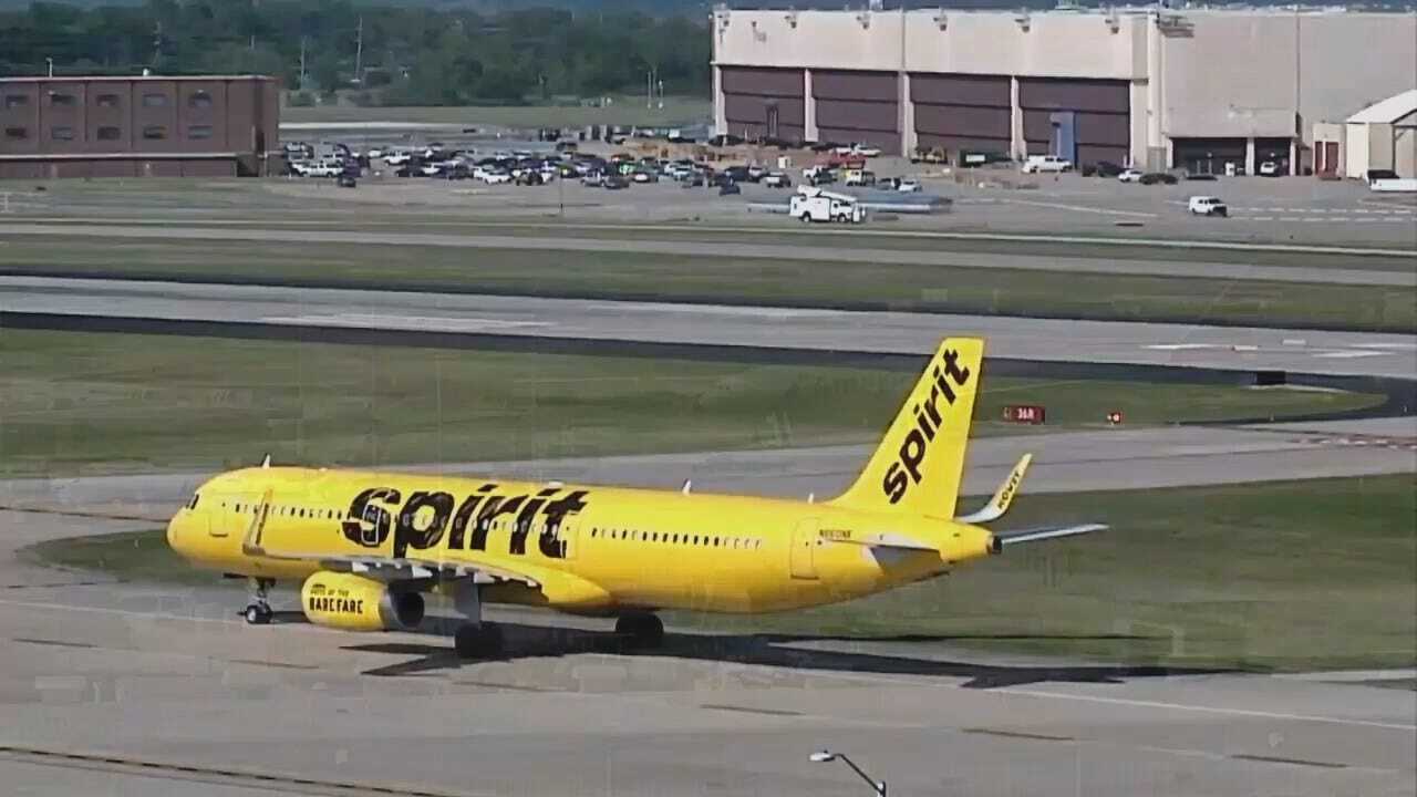 WEB EXTRA: Spirit Airlines Diverted To Tulsa Video