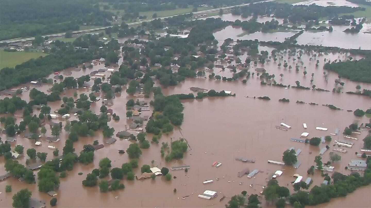 WOW: Floods Displace Hundreds In Sand Springs