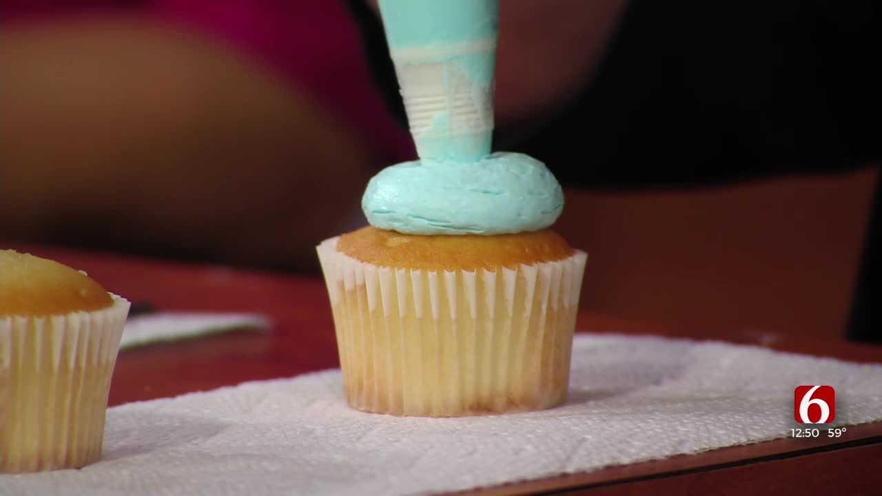 Cup Cake Decoration Tips From All Things Cake