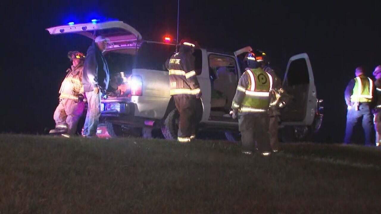 2 Hospitalized After Crash On Highway 75 Near Sperry