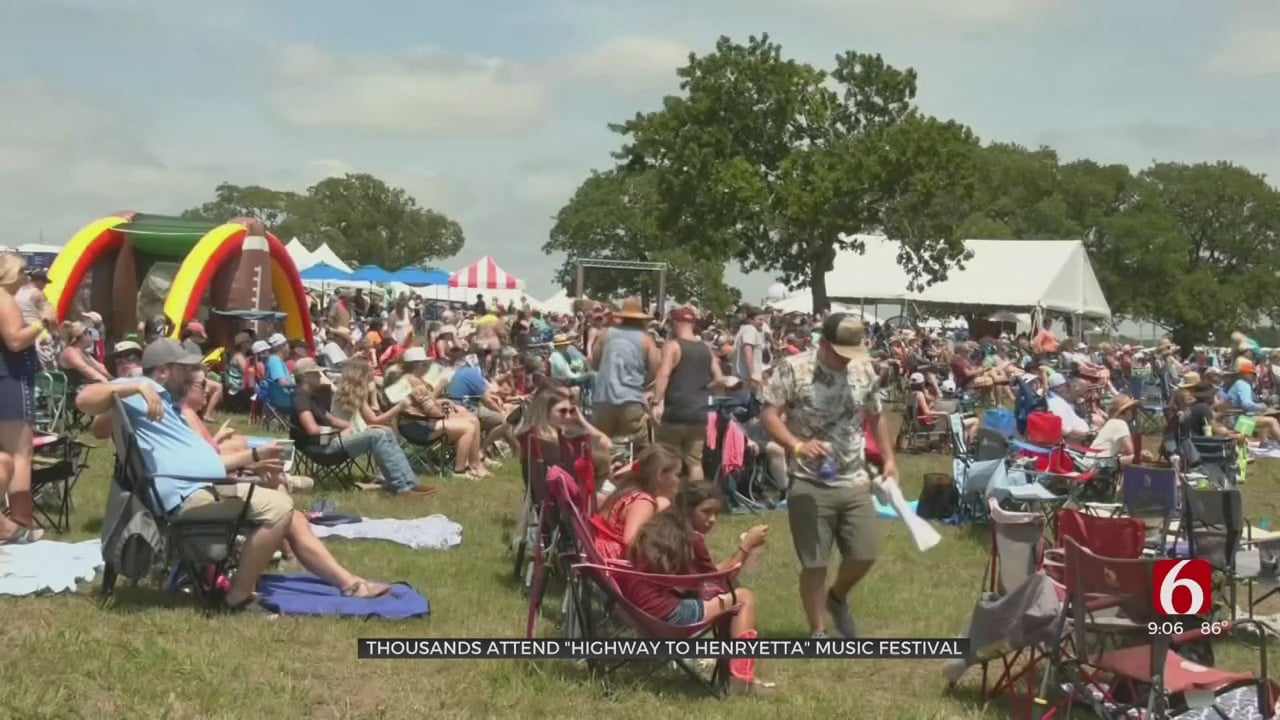 Thousands Attend Troy Aikman's 'Highway To Henryetta' Music Festival