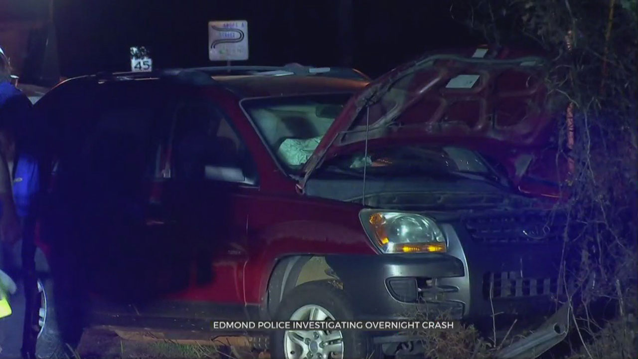 1 Taken To Hospital After Crash In Edmond, Police Say 