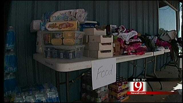 People Donate Items, Time To Help Tushka Residents