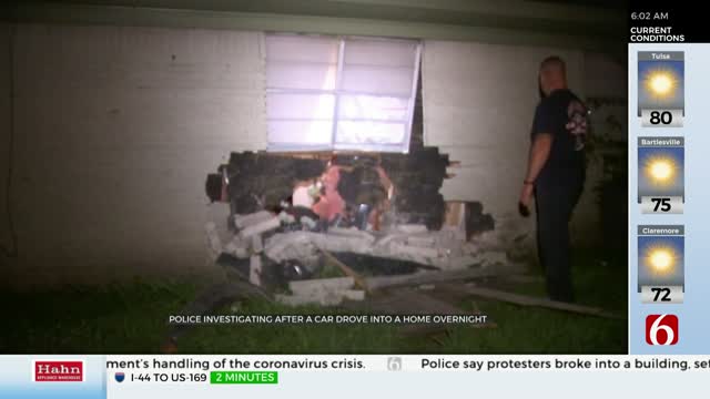 Driver Crashes Into Tulsa Duplex Overnight 