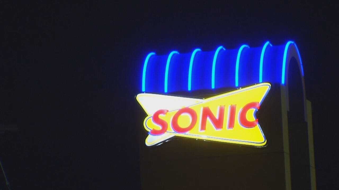WEB EXTRA: Video From Scene Of Tulsa Sonic Robbery Attempt