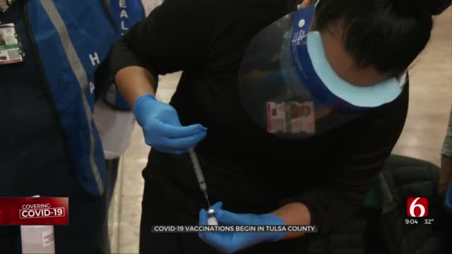 100 Tulsa Healthcare Workers Receive First Doses Of COVID-19 Vaccine 