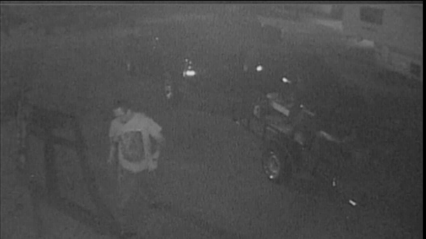 Thief Caught On Camera Stealing Lawn Equipment From Ochelata Man