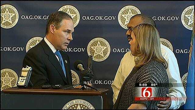 OK Attorney General Presents Tulsans With Check In Mortgage Settlement
