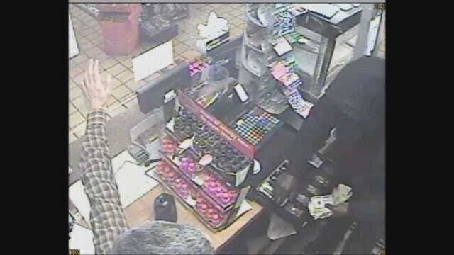Police Search For Suspects In SW OKC Armed Robbery
