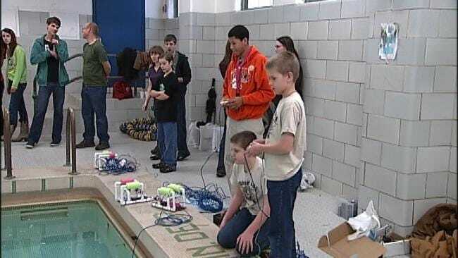 Tulsa Students Take Underwater Robot Challenge