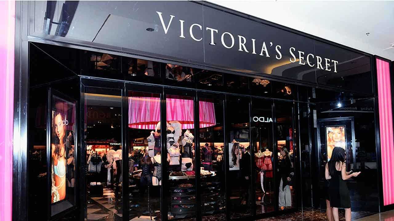 Victoria’s Secret Hires 1st Plus-Size Model, Works On Brand Image