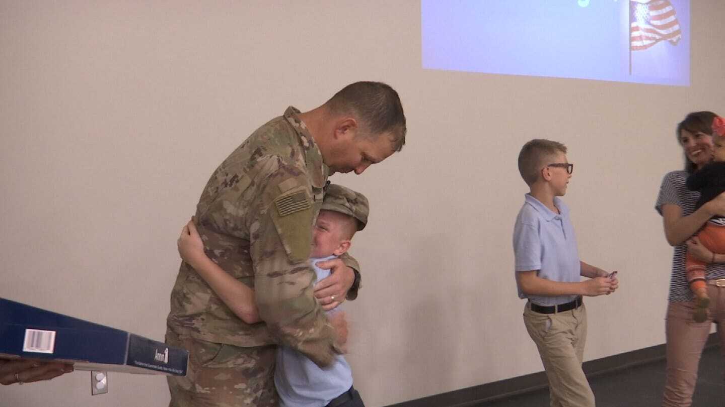 Soldier Returns Home To Surprise Bartlesville Family