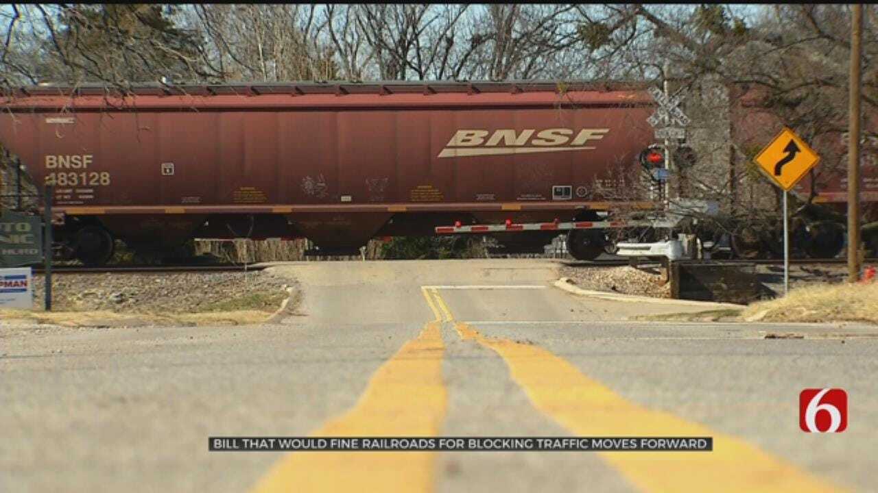 House Passes Bill Punishing Railroads For Trains Stopped On Tracks