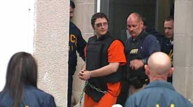 WEB EXTRA: Weleetka Killing Suspect Kevin Sweat Led From Court