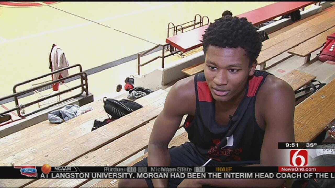 Union Basketball Player Finds Strength On The Court During Father's Battle With Cancer