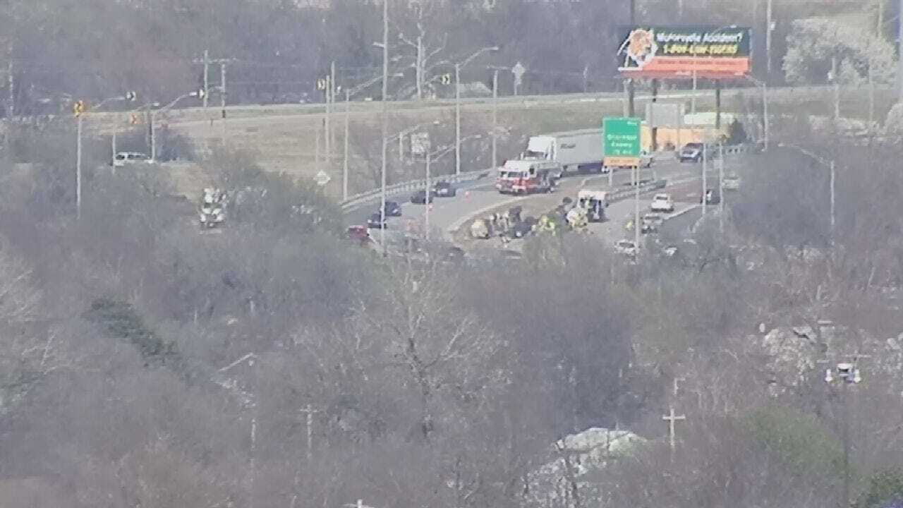 Tulsa Emergency Crews Respond To Overturned Tanker On Highway 75