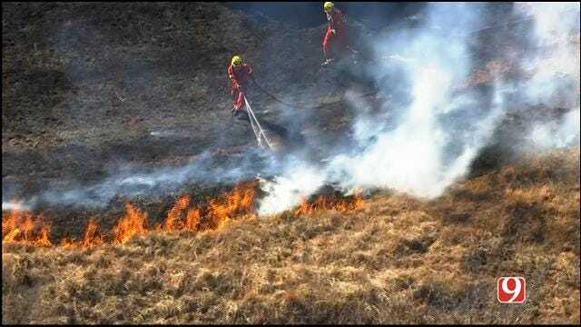 WEB EXTRA: Bob Mills SkyNews 9 HD Flies Over South OKC Grass Fire