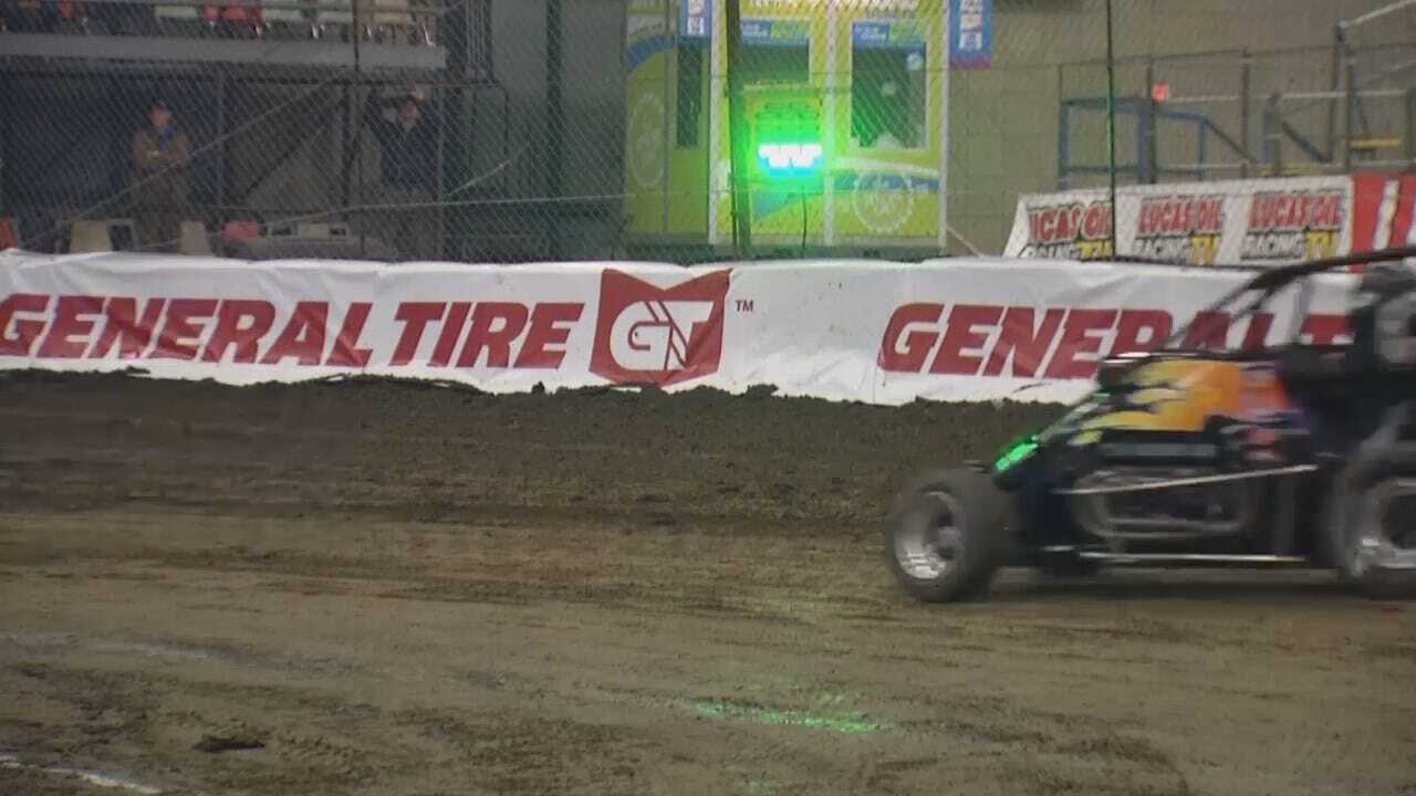 Sights & Sounds From Day 1 Of Practice At 2019 Chili Bowl Nationals