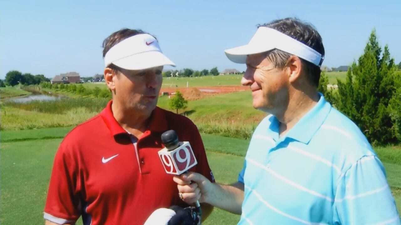 Bob Stoops Discusses Upcoming Season at OU Football Golf Outing