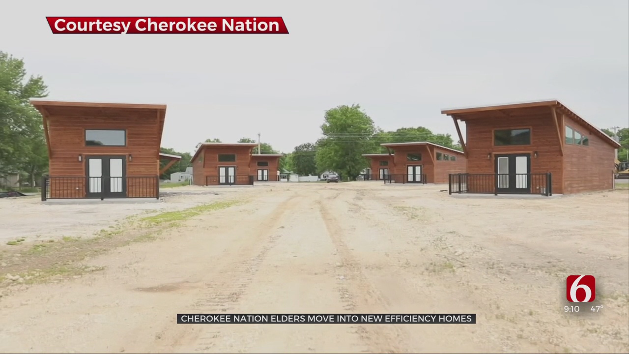 Cherokee Nation Elders Move Into New Efficiency Homes 