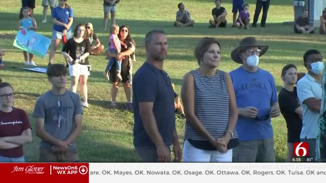 Broken Arrow Community Holds Vigil At Park, Show Support For Law Enforcement