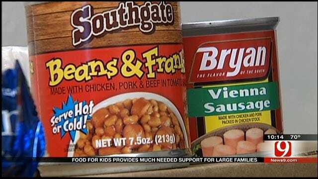 Backpack Club Helps Feed Hungry Oklahoma Kids