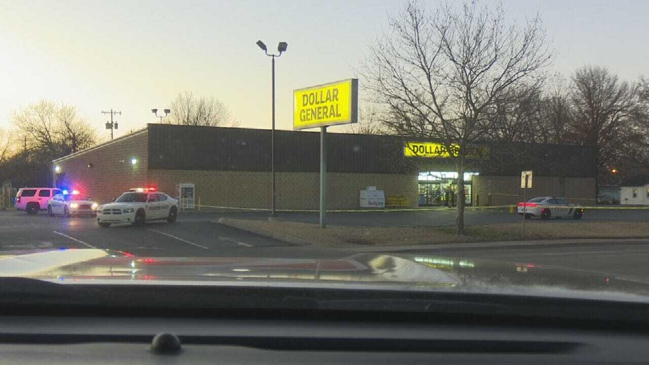 Muskogee Police Investigate Armed Robbery Outside Dollar General