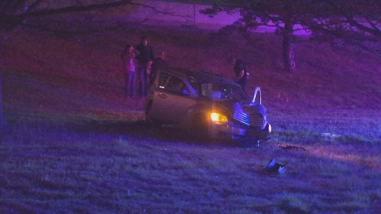 No Injuries Reported After Overnight Crash in Tulsa 