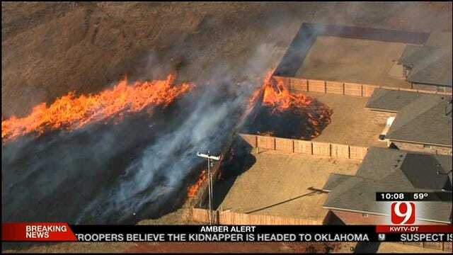 Grass Fire Threatened Homes In NW OKC